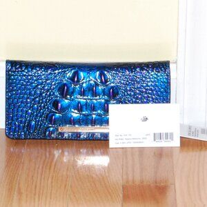 NWT - Brahmin Neptune Melbourne Ady Wallet